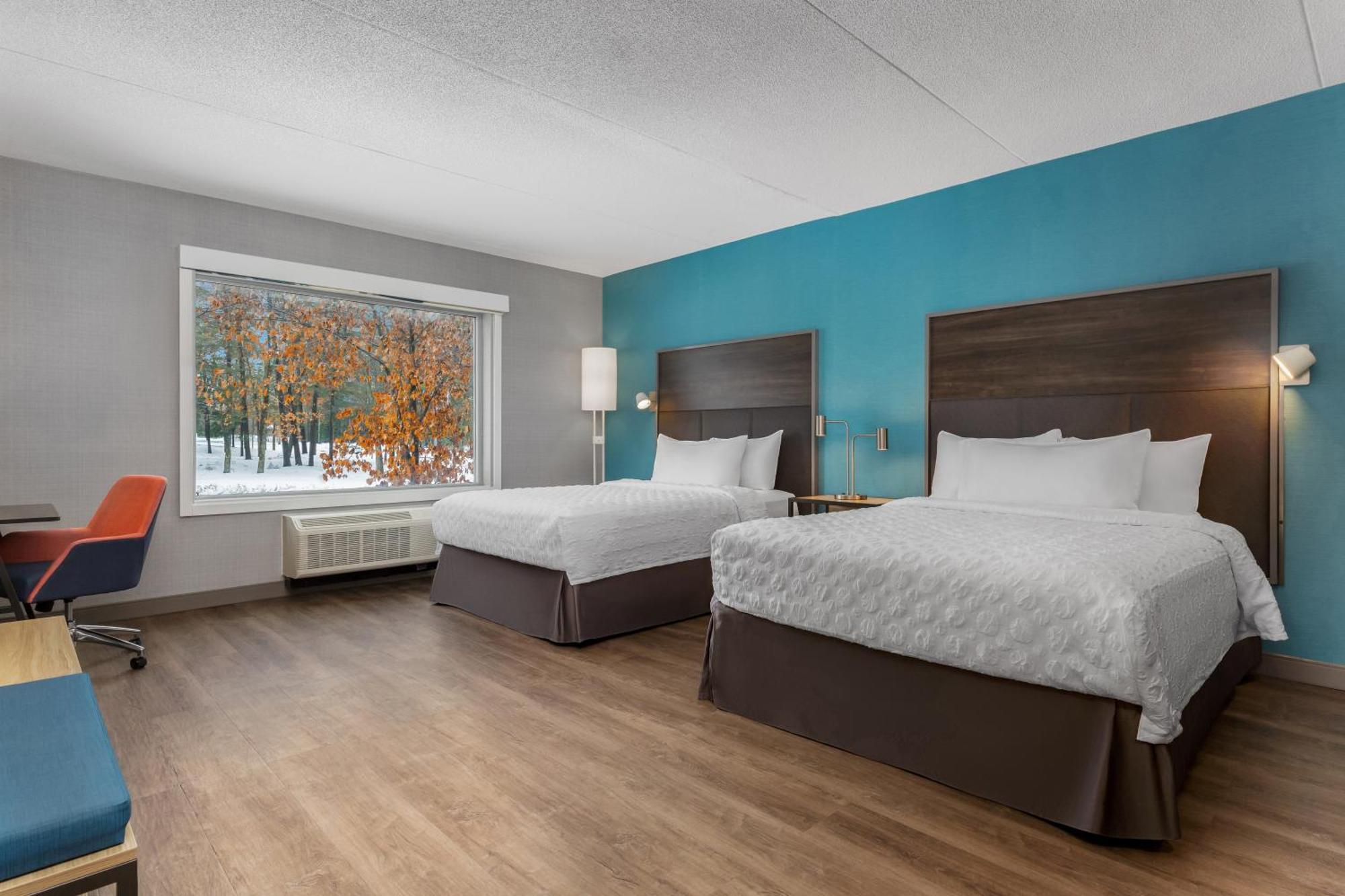 Отель Tru By Hilton Bracebridge, On Экстерьер фото